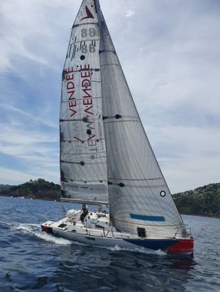 A7b4e0473acee23ae07efa43740929ac